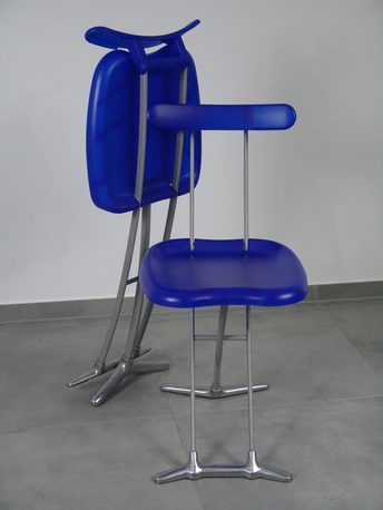 Klappstuhl Rondine, 2er Set, Kunststoff blau von der Möbelmarke Magis